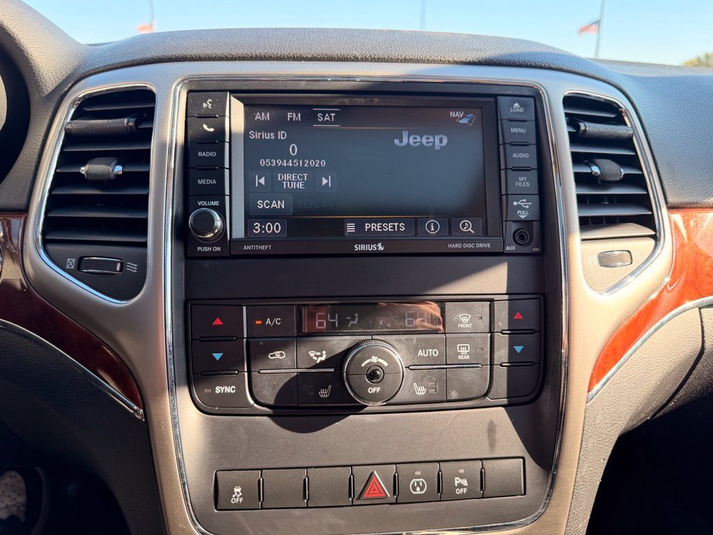 Used 2013 Black Jeep Limited image 40