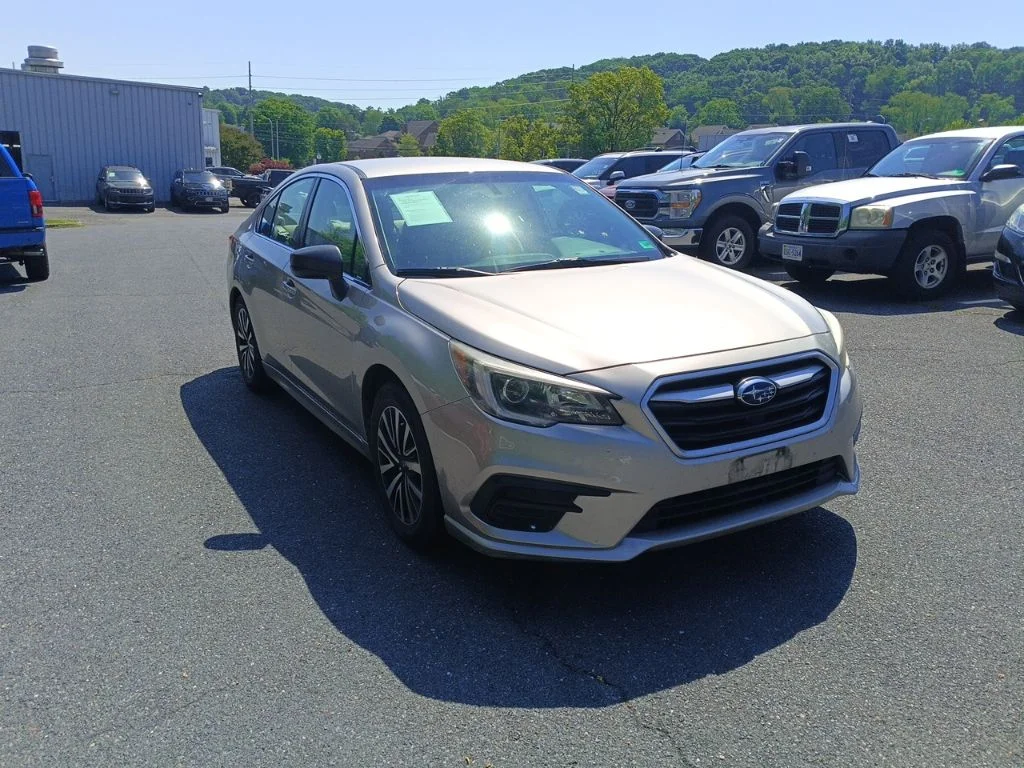 2019 Subaru Legacy 2.5i's photo