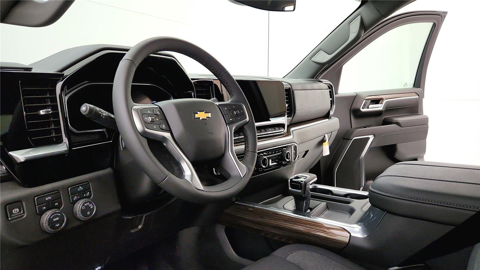 2026 Chevrolet Silverado 1500 LT - Photo 22