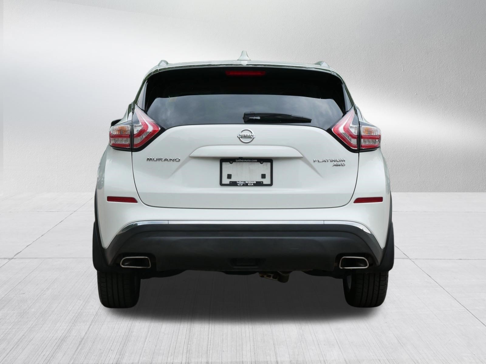 Certified Used 2017 Pearl White Nissan Platinum image 6