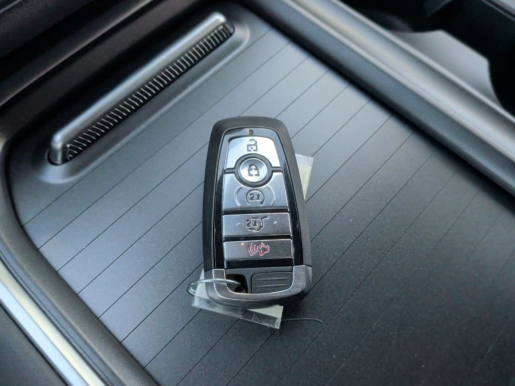 New 2027 Dark Matter Gray Metallic Ford MAX Platinum image 57