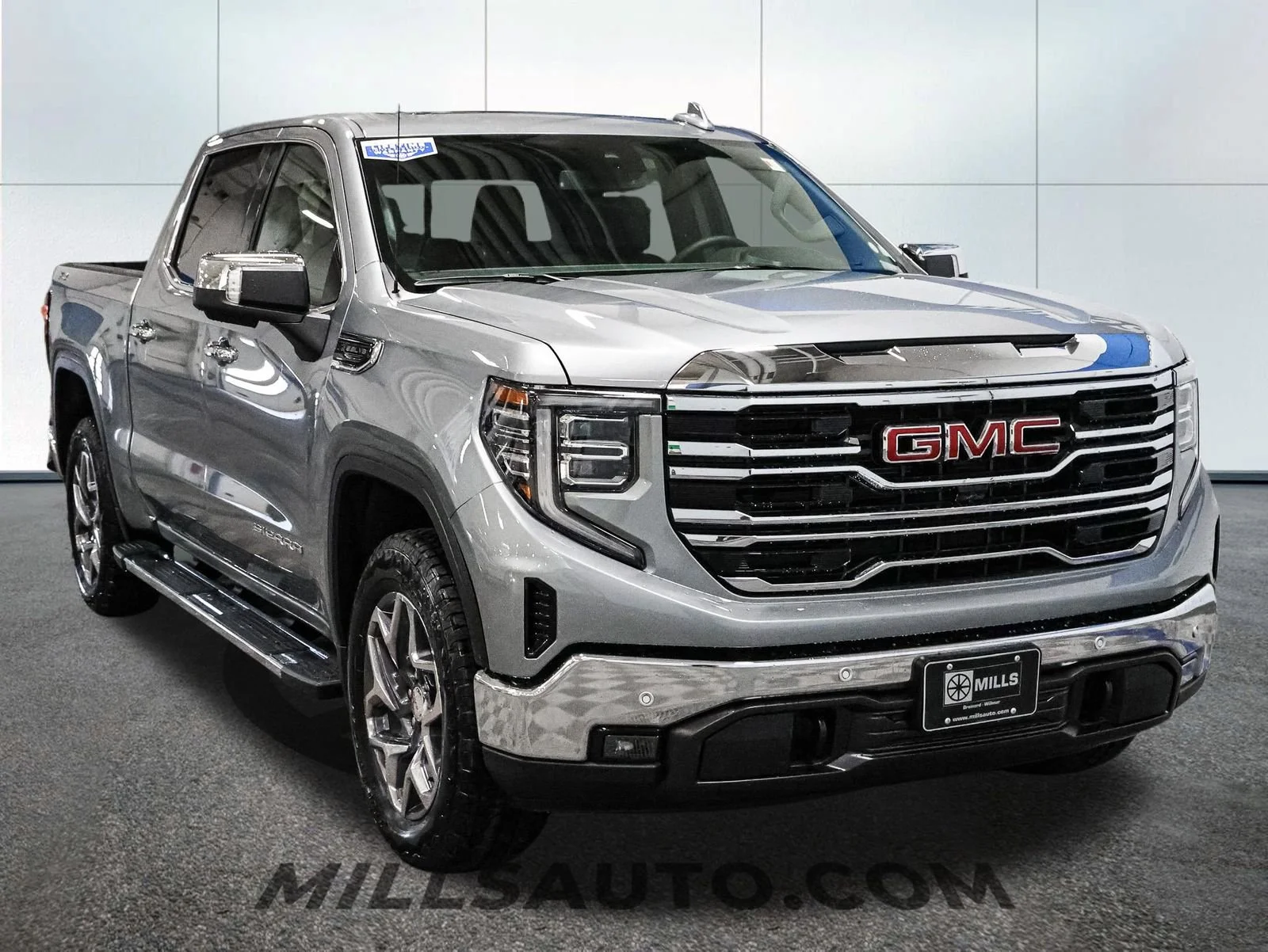 2026 GMC Sierra 1500 SLT - Photo 11