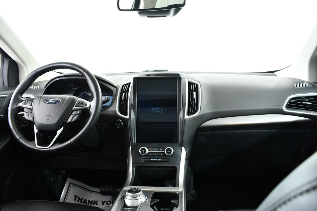 Used 2024 Green Metallic Ford SEL image 7