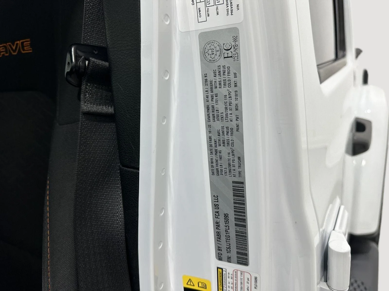 Used 2023 Bright White Jeep Mojave image 27