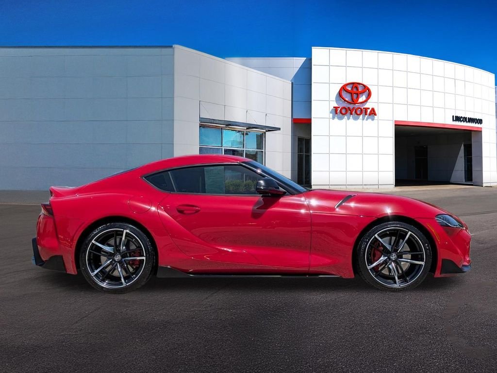 Used 2020 Red Toyota 3.0 image 8
