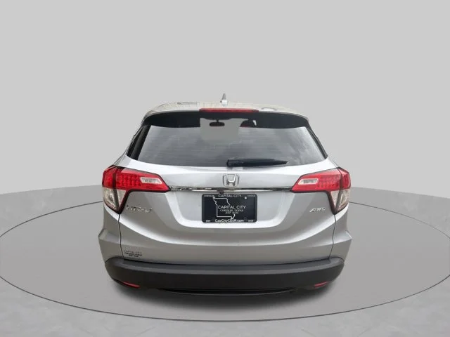 Used 2020 Silver Honda LX image 4