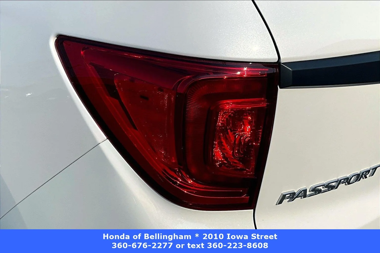 Used 2023 Platinum White Pearl Honda EX-L image 20
