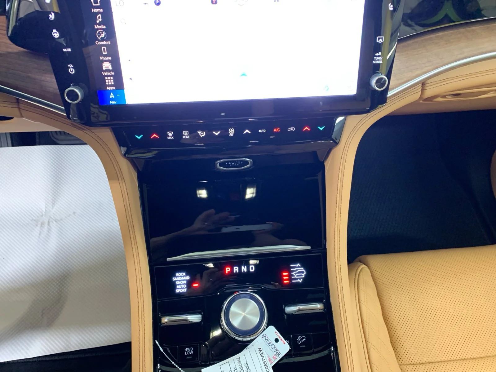 New 2026 Diamond Black Crystal Pearl Jeep Summit image 15