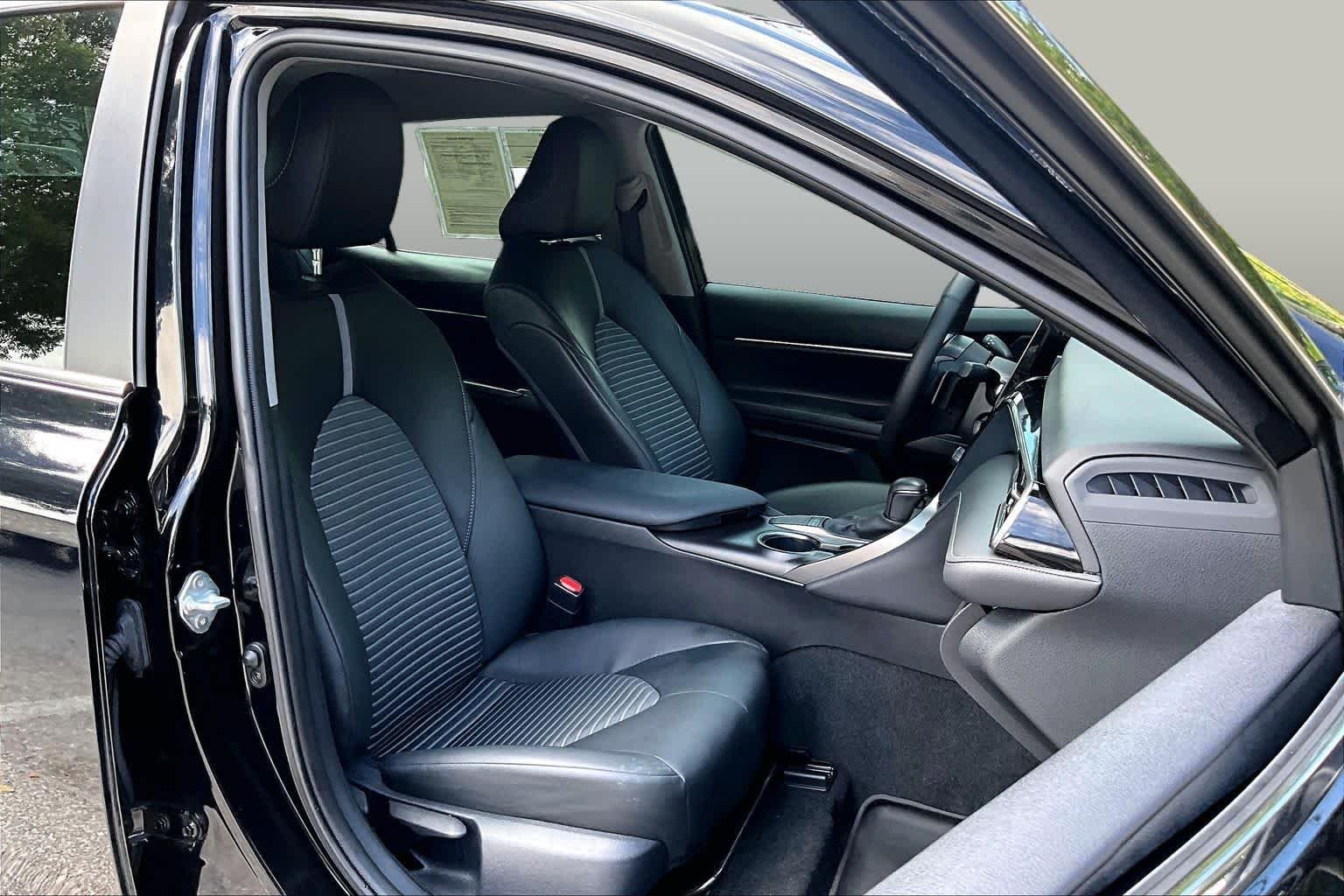 Used 2024 Midnight Black Metallic Toyota SE image 9