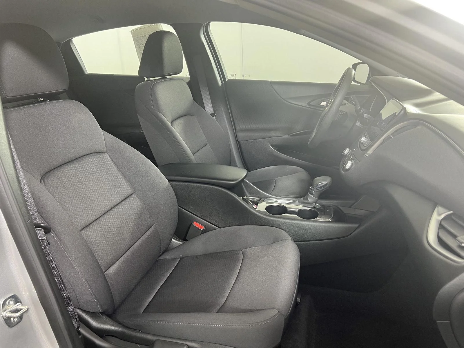 Used 2021 Silver Ice Metallic Chevrolet LS image 17