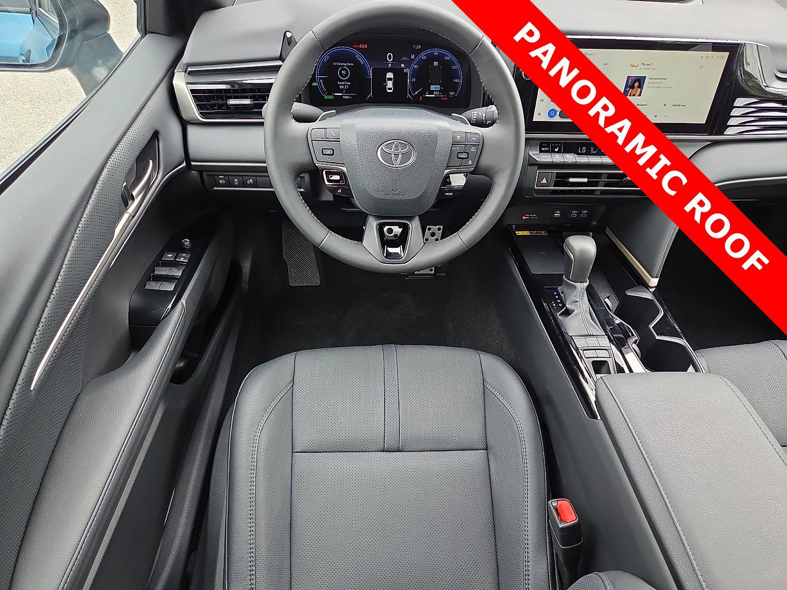 Used 2025 Ocean Gem/Midnight Black Metallic Toyota XSE image 11