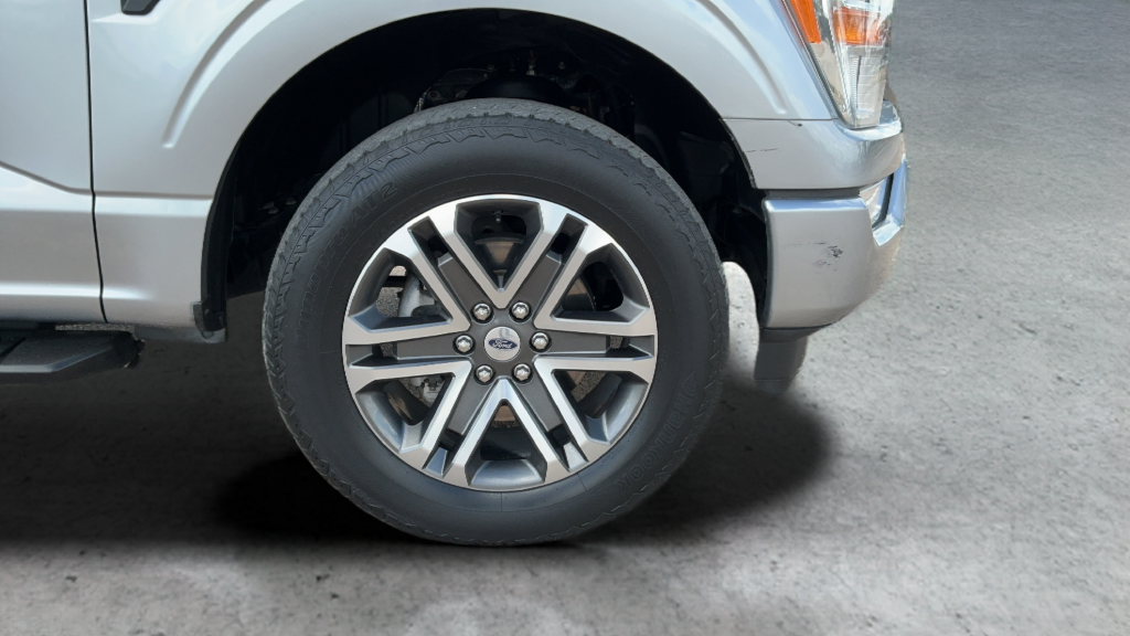Used 2021 Silver Ford XL image 25