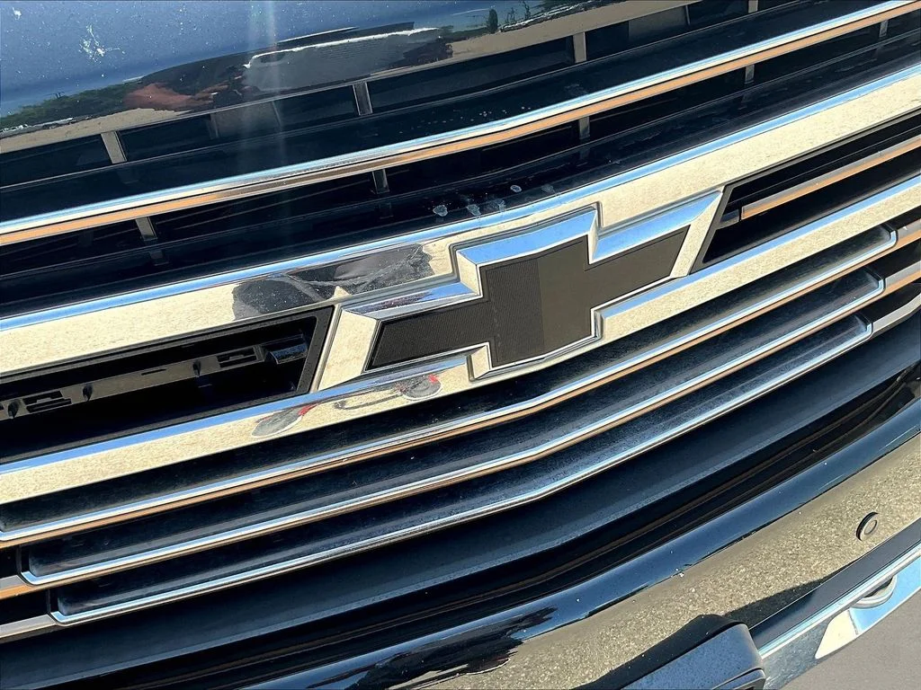 Used 2021 Black Chevrolet High Country image 35