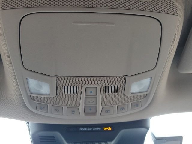 Used 2024 Black Ford Limited image 19