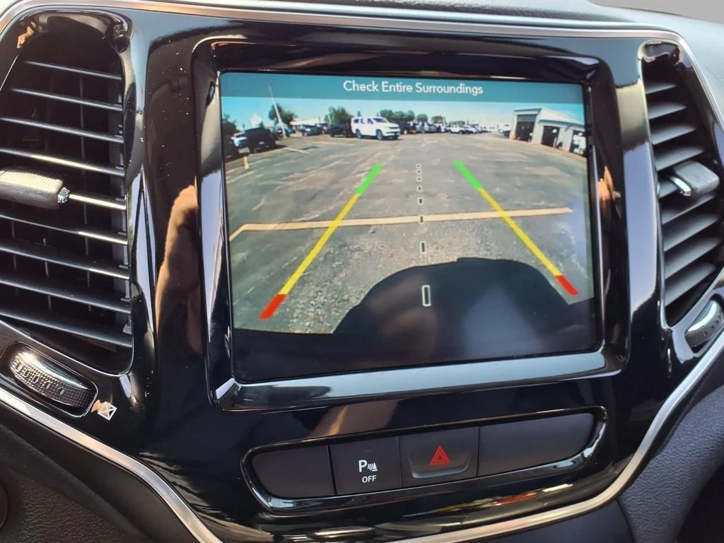 Used 2019 Red Jeep Limited image 6
