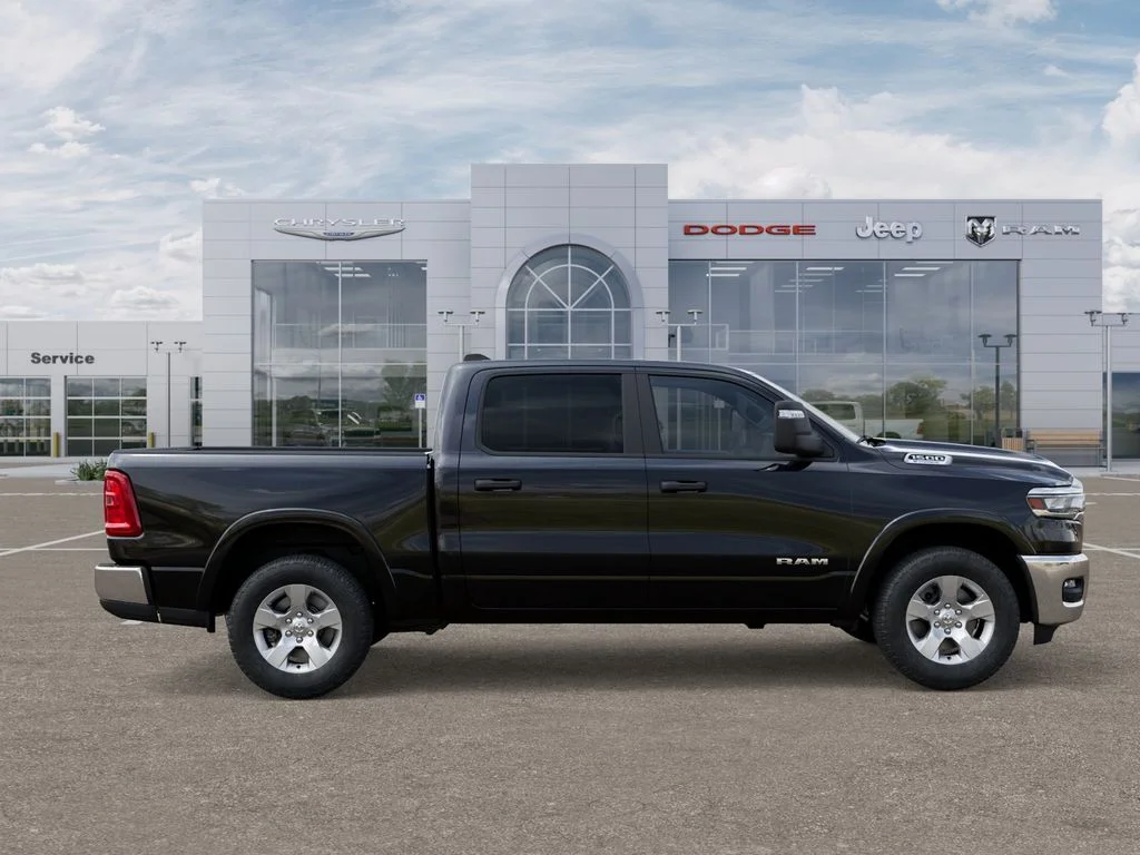 New 2025 Diamond Black Crystal Pearl-Coat Exterior Paint RAM Big Horn/Lone Star image 22