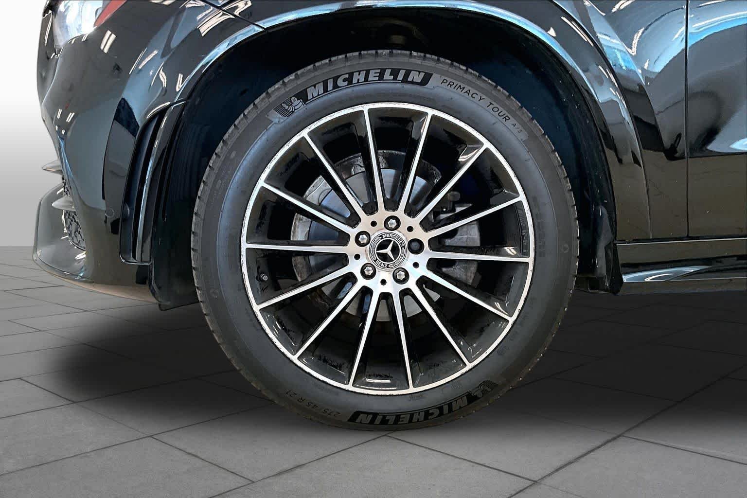 Used 2022 Obsidian Black Metallic Mercedes-Benz GLE 350 image 9