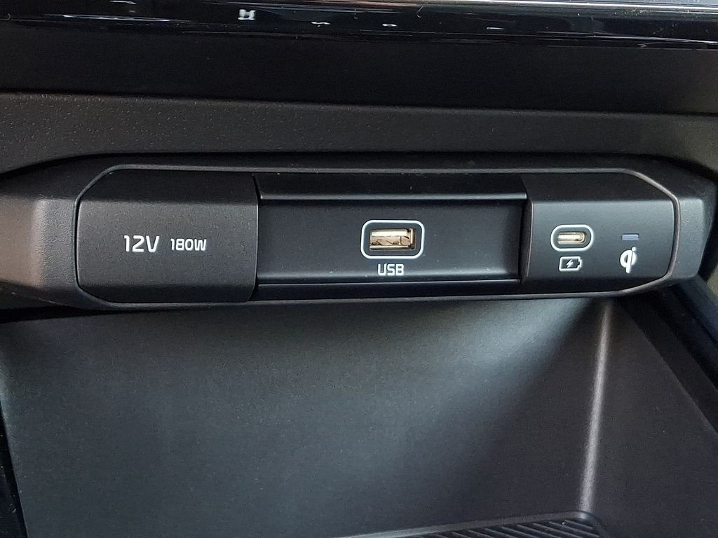 New 2026 Aurora Black Pearl Kia WIND image 11