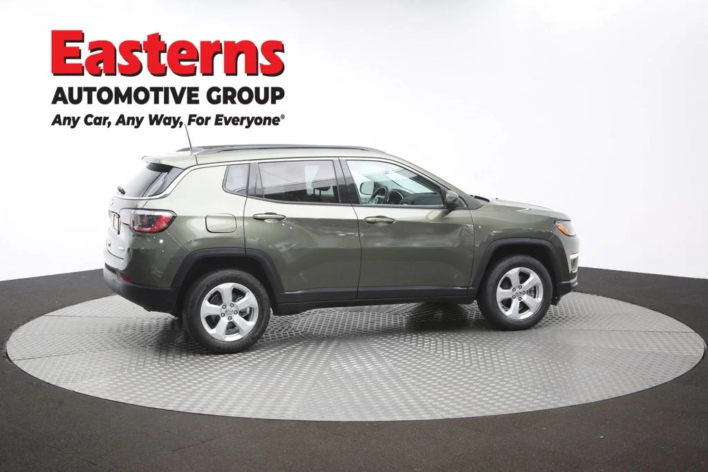 Used 2021 Green Jeep Latitude image 44