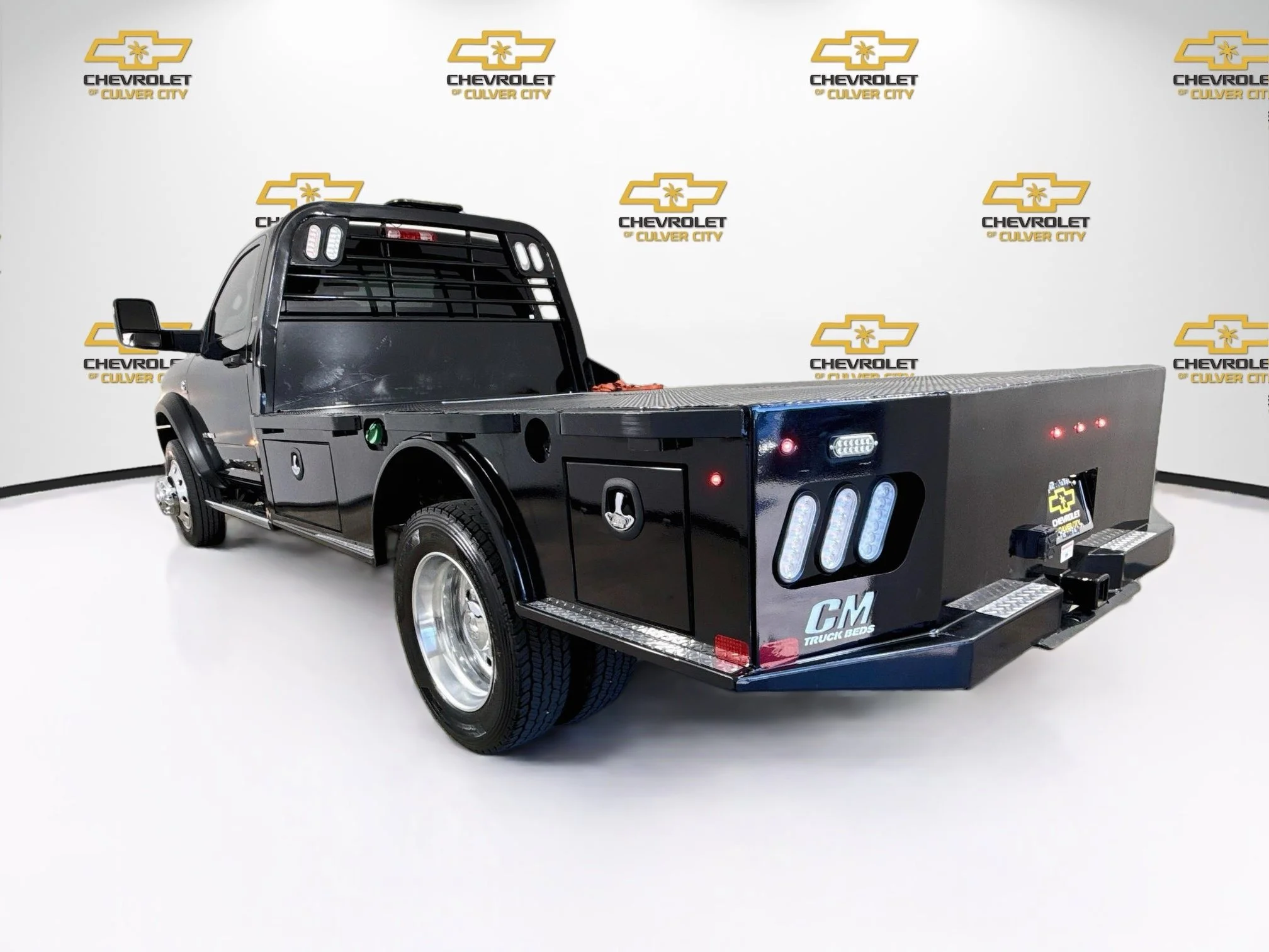Used 2024  Ram SLT image 6
