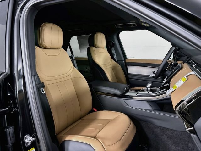 New 2026 Black Land Rover Dynamic SE image 26