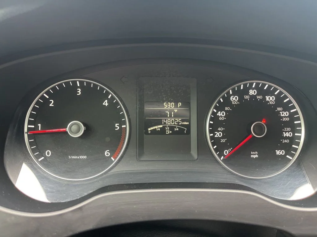 Used 2013 Gray Volkswagen TDI image 12