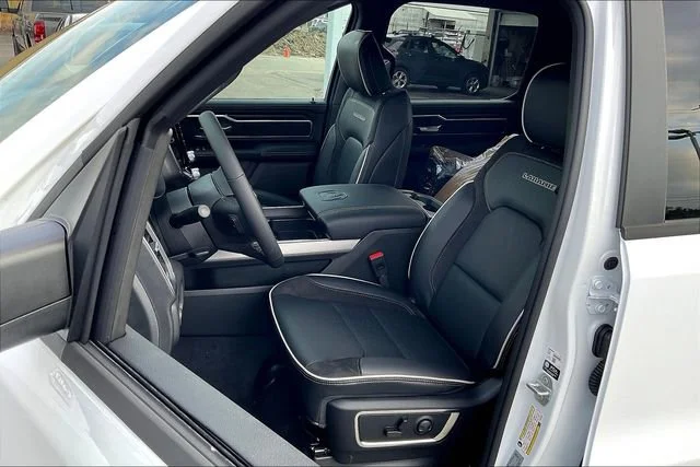 New 2026 Bright White Clear-Coat Exterior Paint RAM Laramie image 9