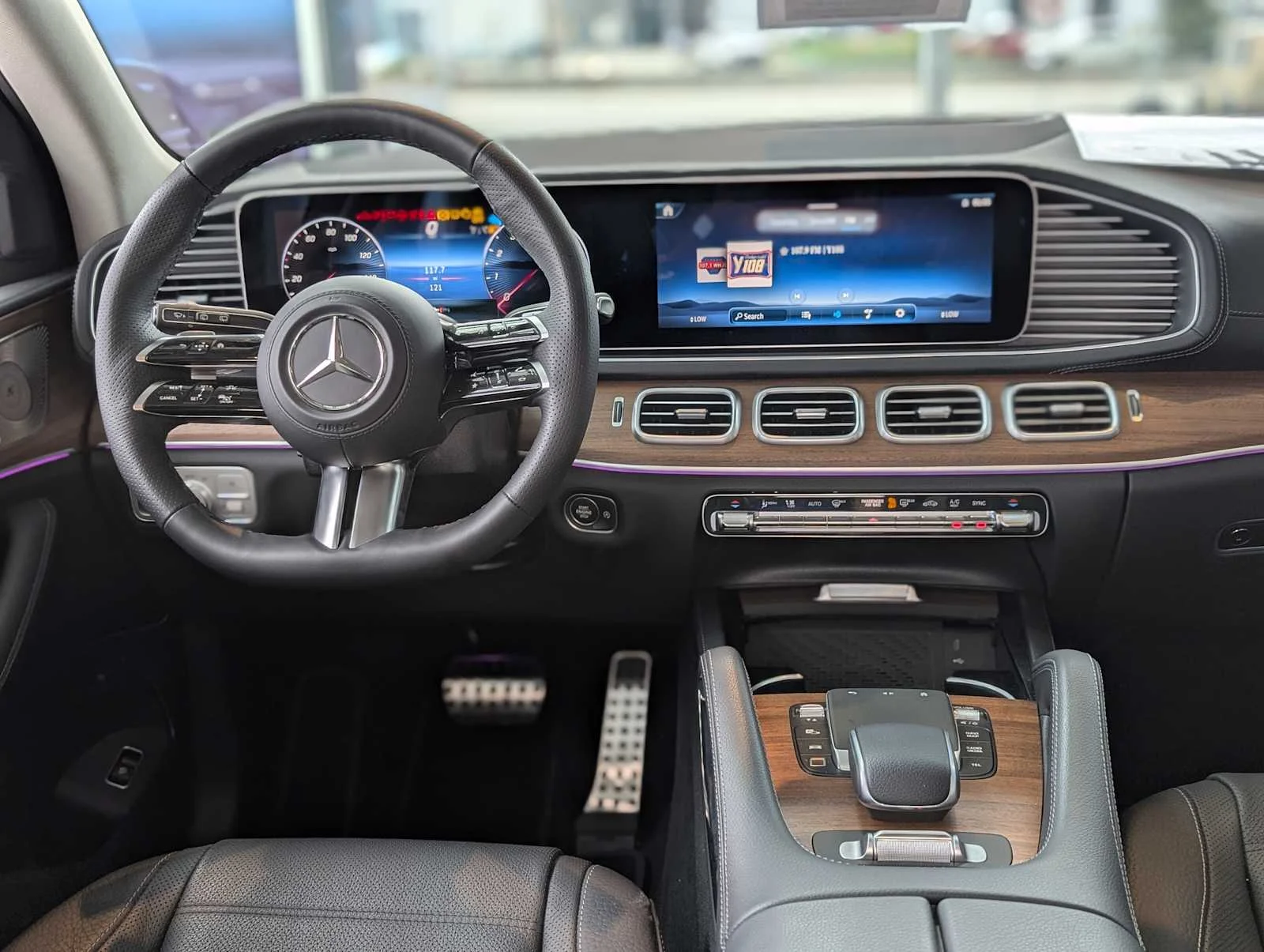 New 2026 Polar White Mercedes-Benz GLS 450 image 5