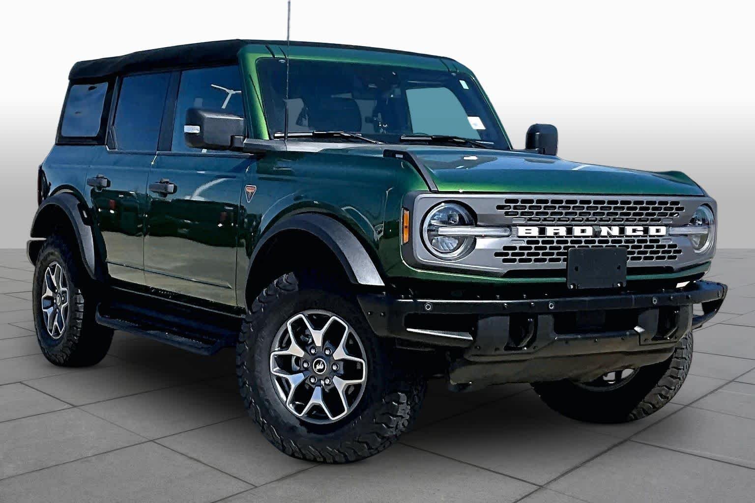 Used 2024 Eruption Green Metallic Ford Badlands image 5