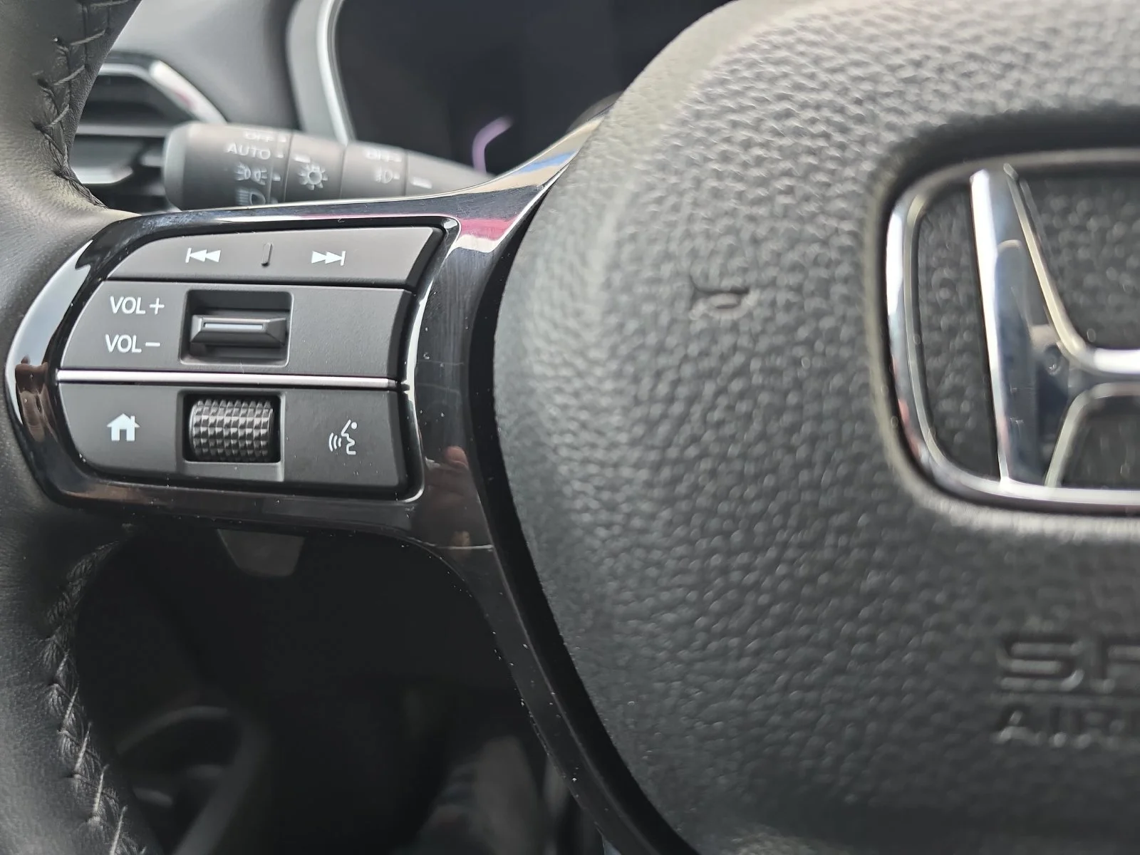 2025 Honda Pilot EX-L - Photo 20