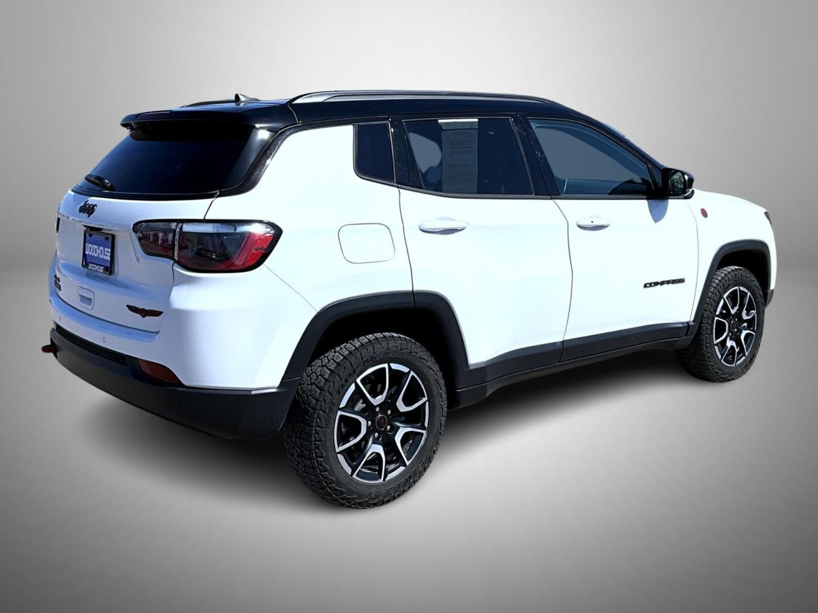 Used 2025 White Jeep Trailhawk image 5