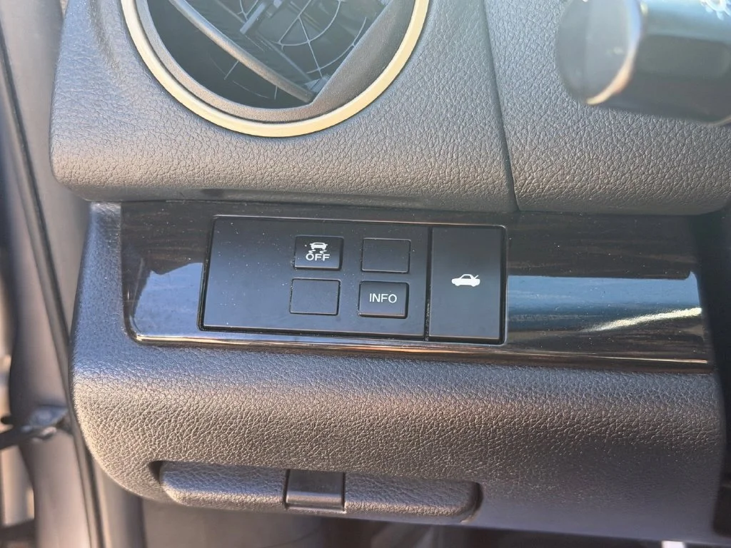 Used 2011 Gray Mazda i Touring Plus image 28