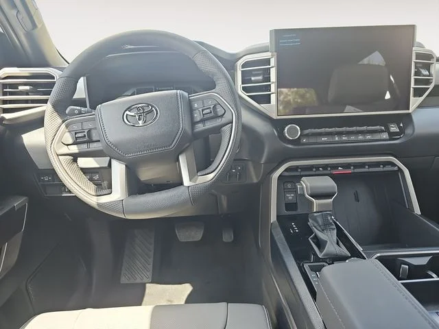 New 2026 Ice Cap Toyota SR5 image 10