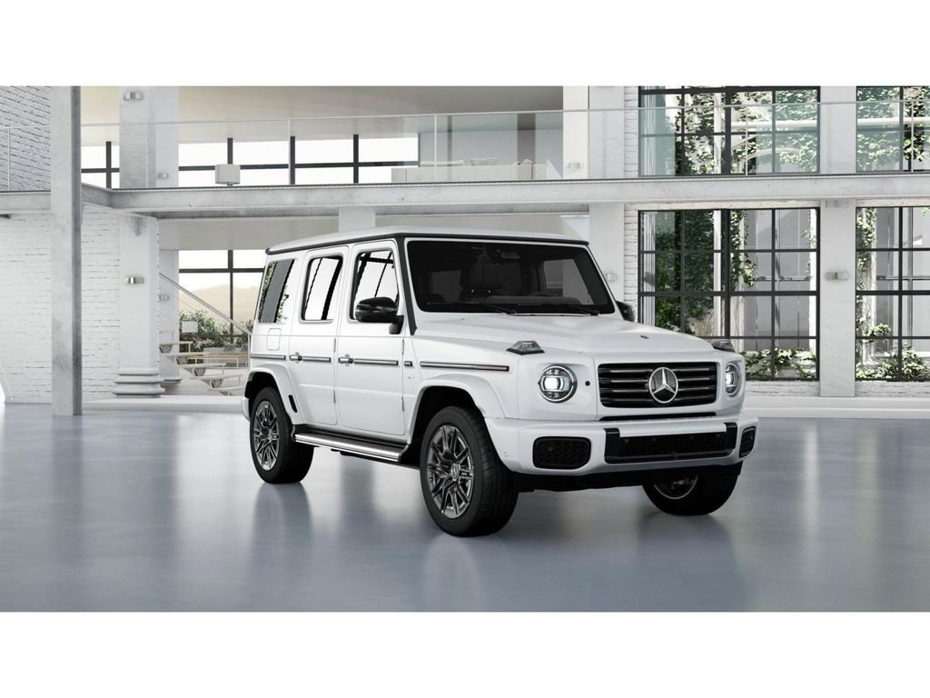 Used 2025 MANUFAKTUR Moonlight White Magno Mercedes-Benz G 580 image 10