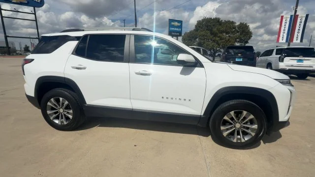 Certified Used 2025 Summit White Chevrolet LT image 9