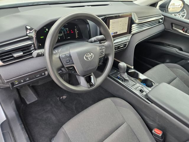Used 2025 Silver Toyota LE image 10