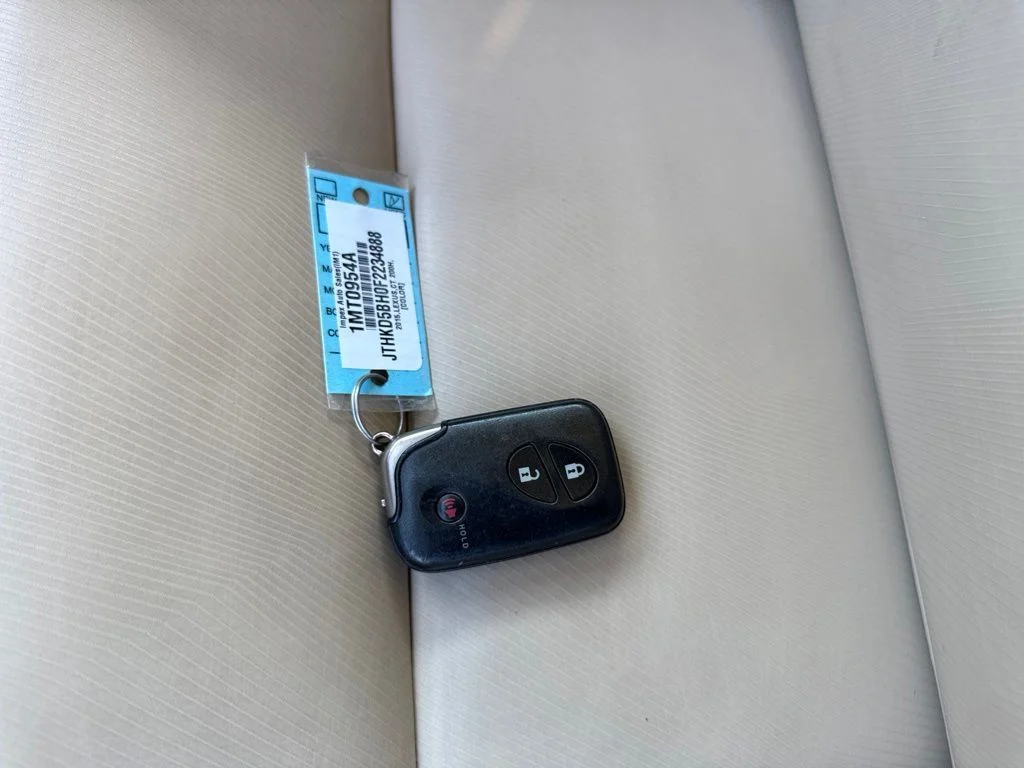 Used 2015 Black Lexus 200h image 35