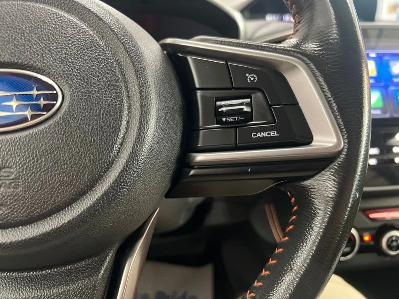 Used 2018 Silver Subaru 2.0i Limited image 22