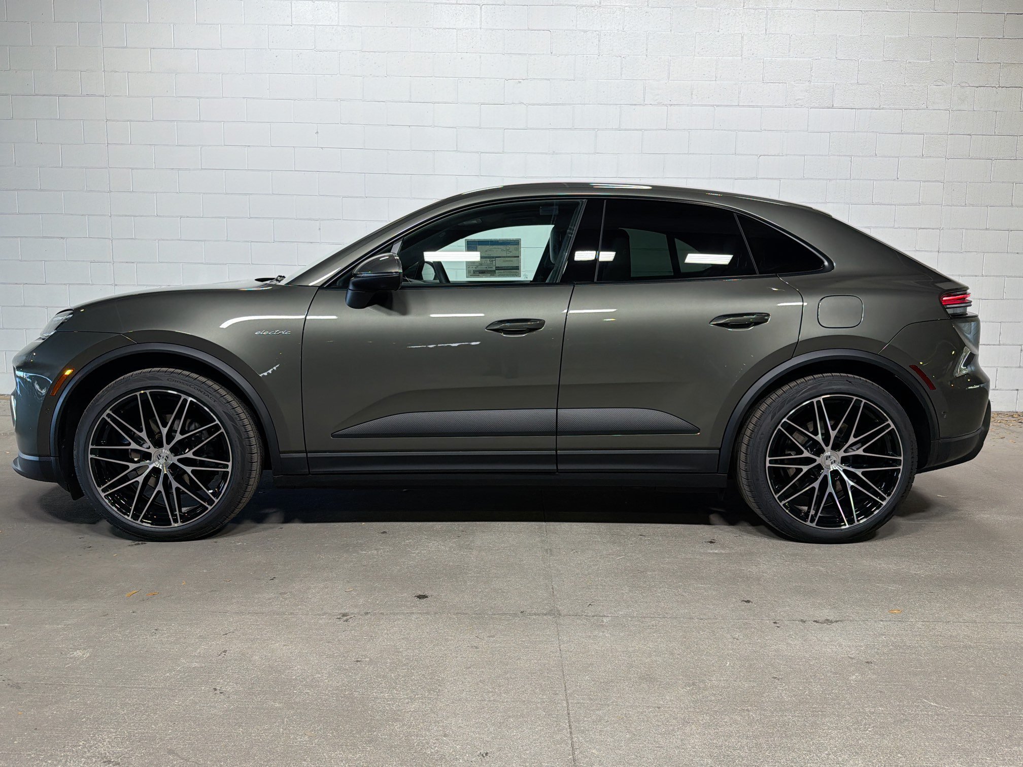 Certified 2026 Porsche Macan Base with VIN WP1AD2XA2TL075512 for sale in Tampa, FL