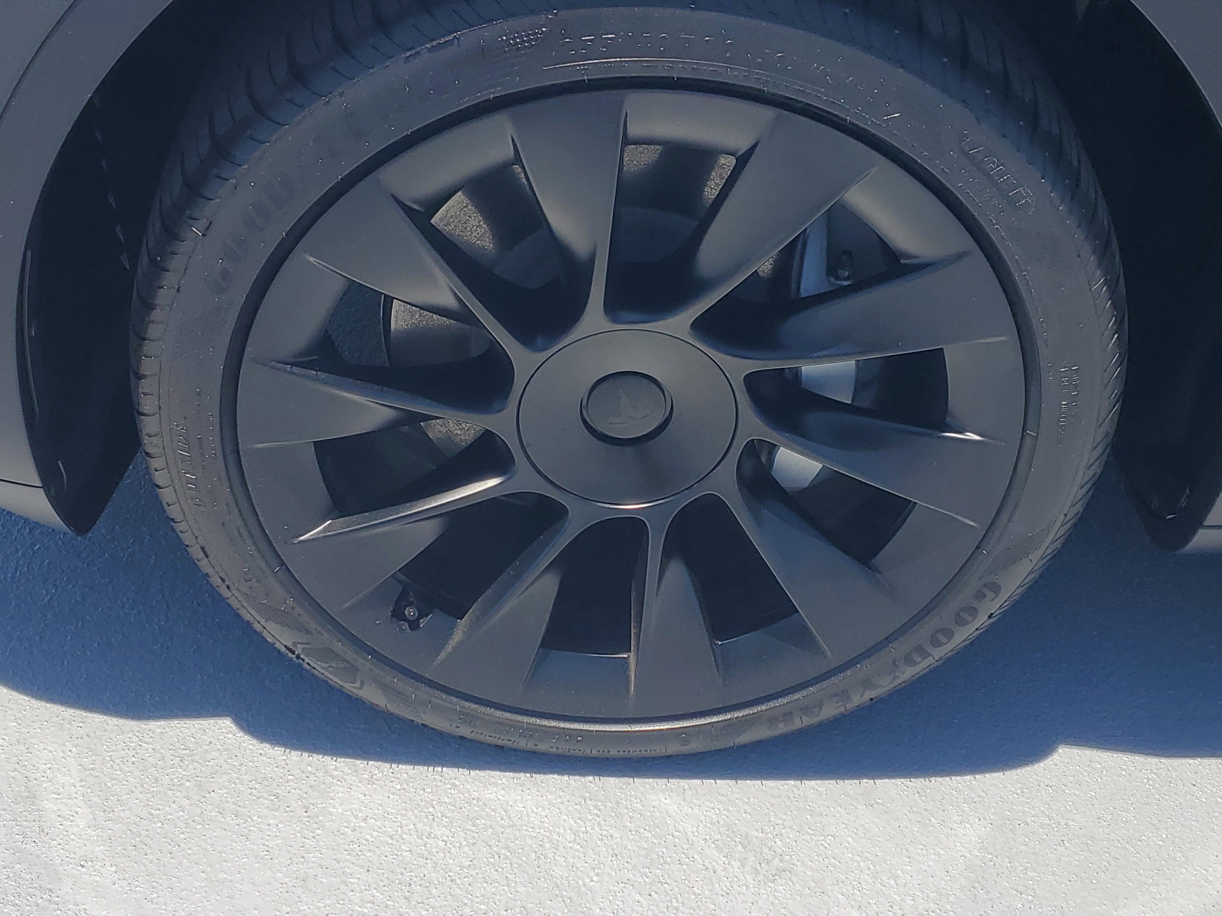 Used 2025 Gray Tesla Long Range image 4