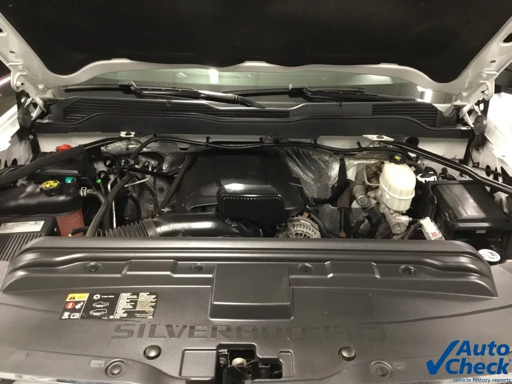 Used 2018 White Chevrolet Work Truck image 36