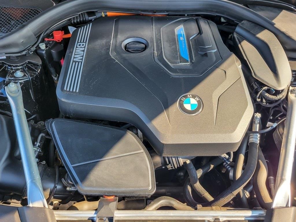 2023 BMW 530E - Image 24