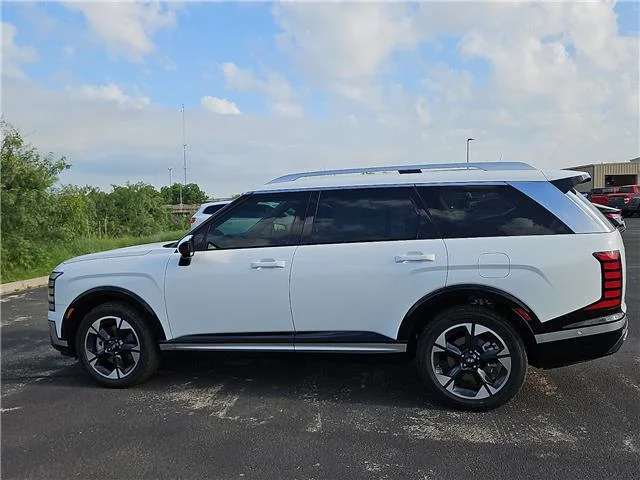 New 2026 Creamy White Pearl Hyundai Limited image 2