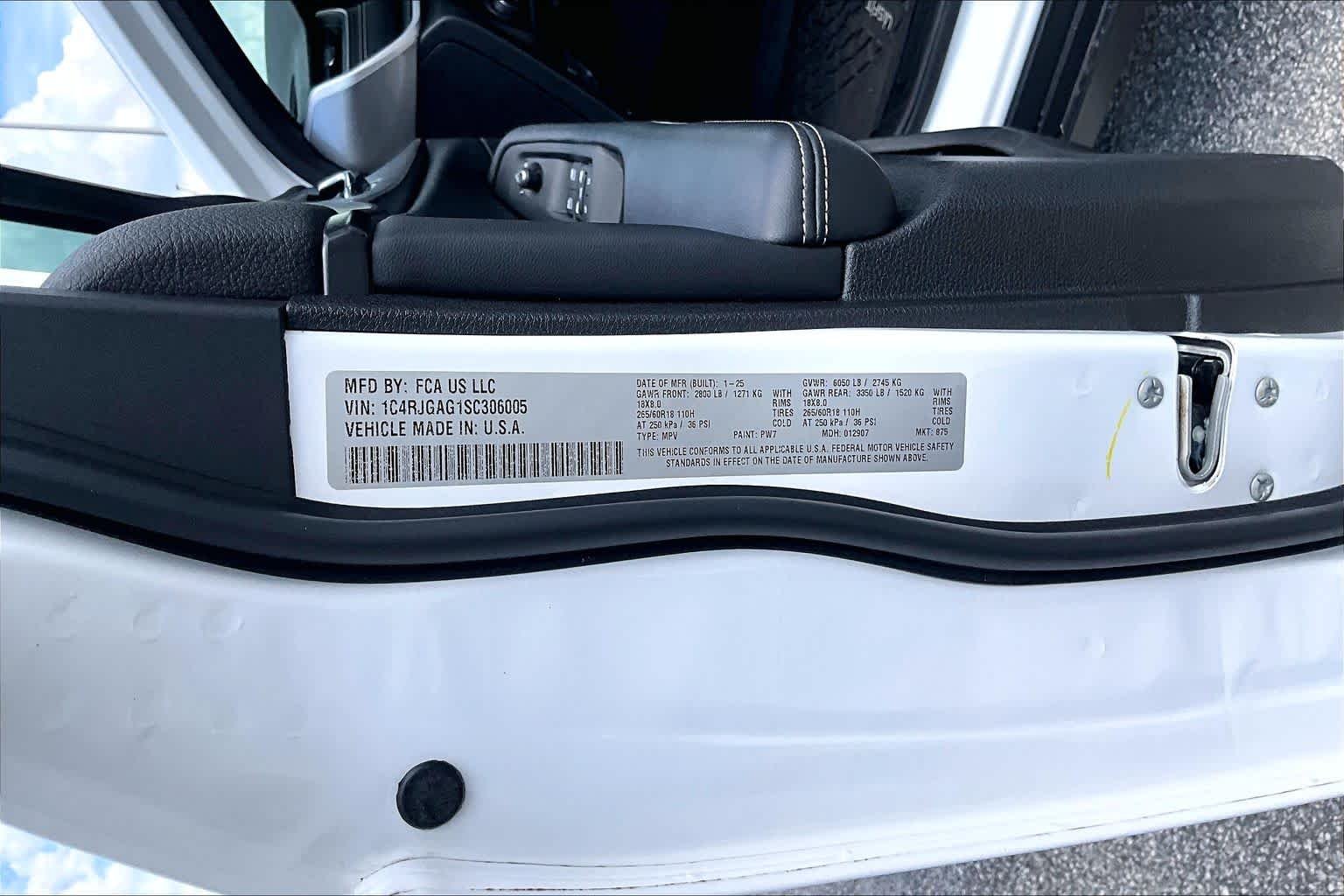 Used 2025 Bright White Clearcoat Jeep Laredo X image 37