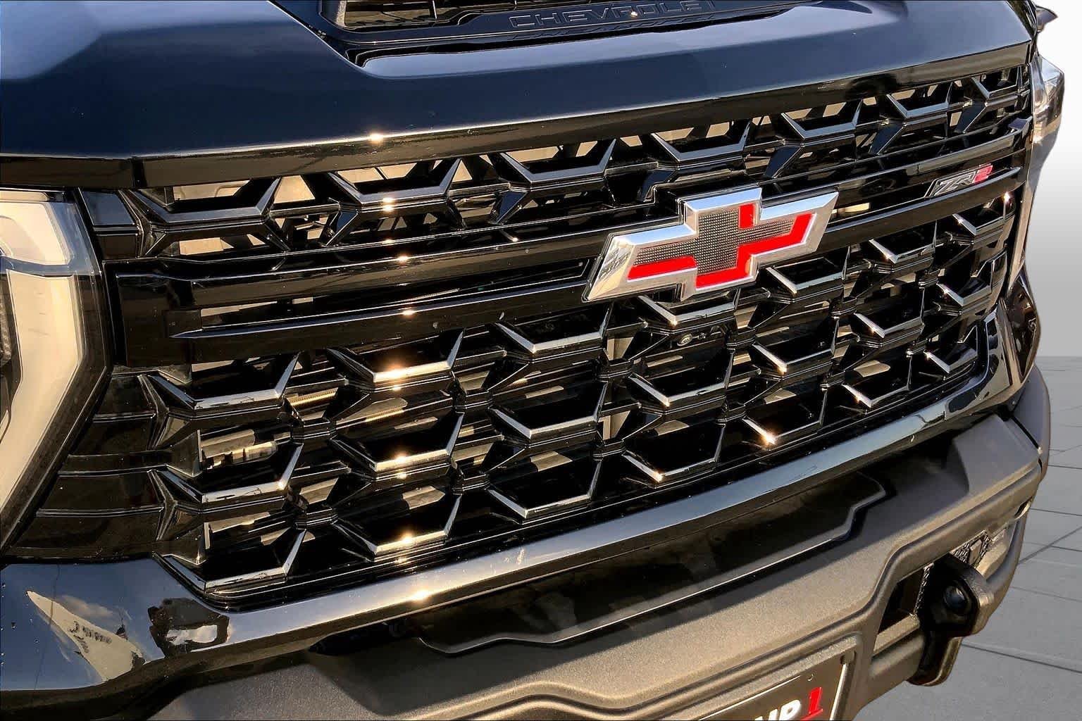 Used 2024 Black Chevrolet ZR2 image 30