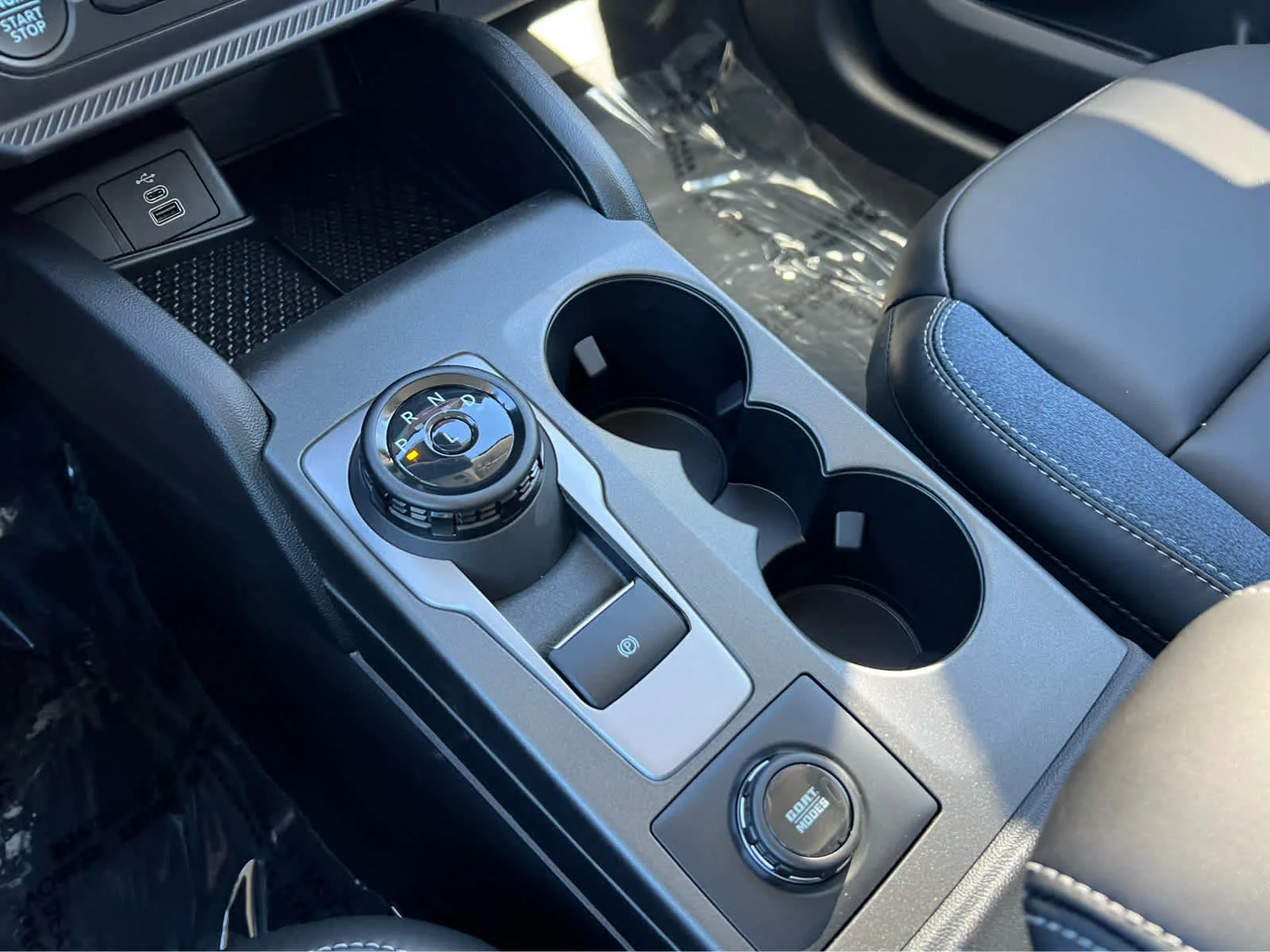 New 2026 Oxford White Ford Outer Banks® image 37