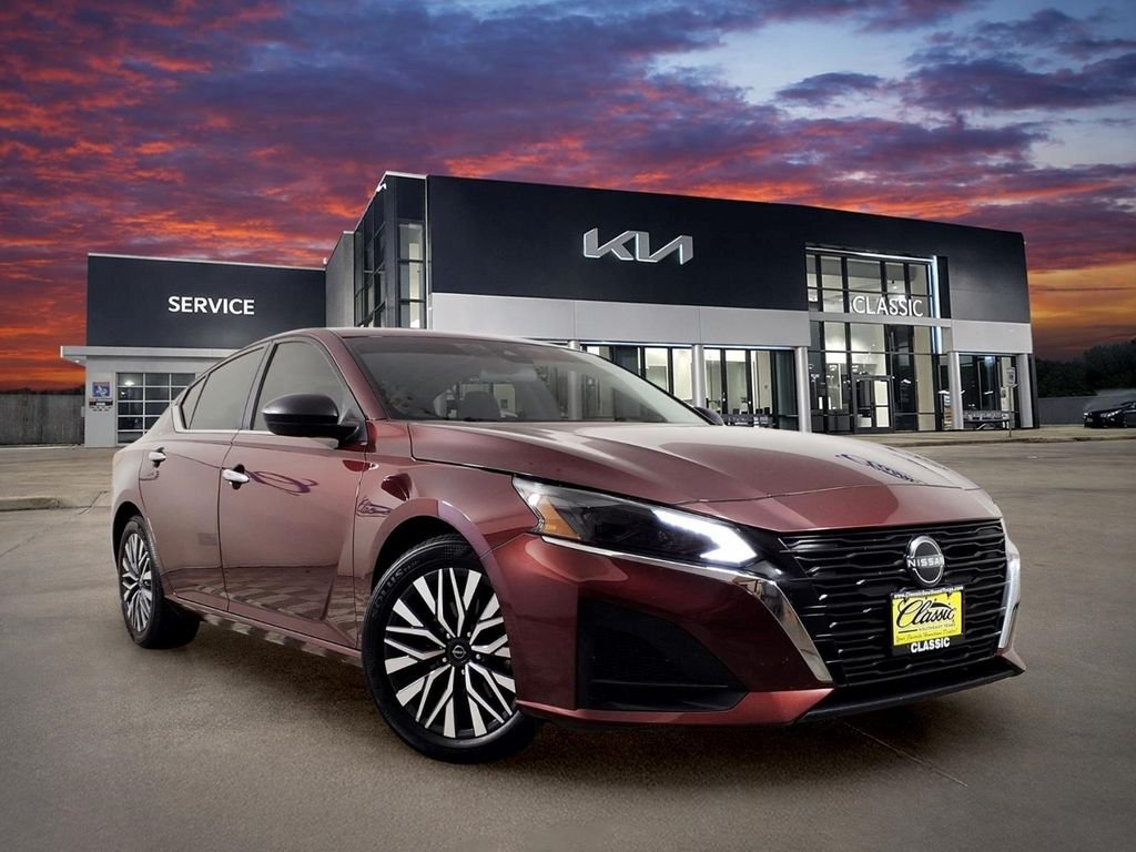 2024 Nissan Altima