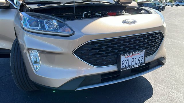 Used 2021 GOLD Ford SEL image 10