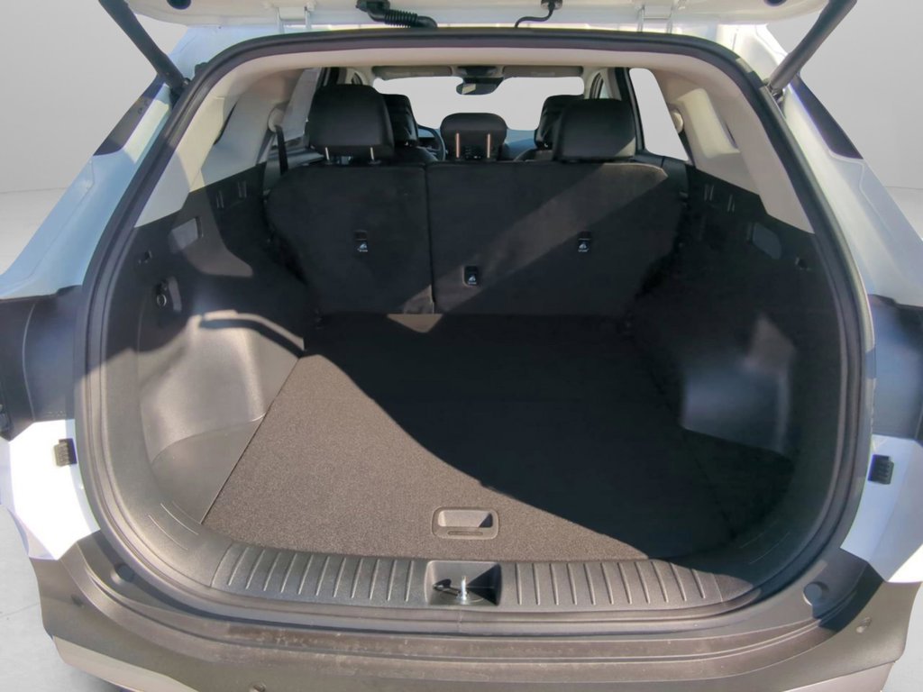 New 2026 Glacial White Pearl Kia EX image 11