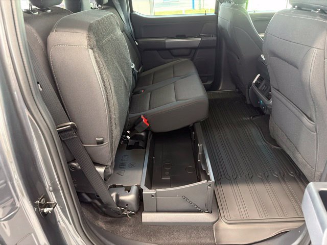 New 2026 Carbonized Gray Metallic Ford XLT image 54